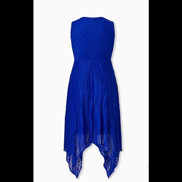 TORRID ELECTRIC BLUE GEO LACE HANDKERCHIEF MIDI DRESS size 2 - Picture 5 of 13